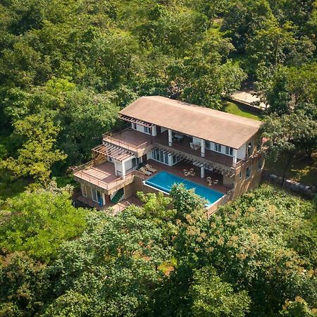 Eden Glade - Khopoli - Mountain-View Villa With Private Pool, Spacious Decks & Indoor Activities Экстерьер фото