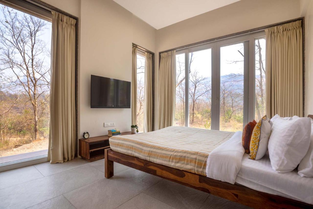 Eden Glade - Khopoli - Mountain-View Villa With Private Pool, Spacious Decks & Indoor Activities Экстерьер фото