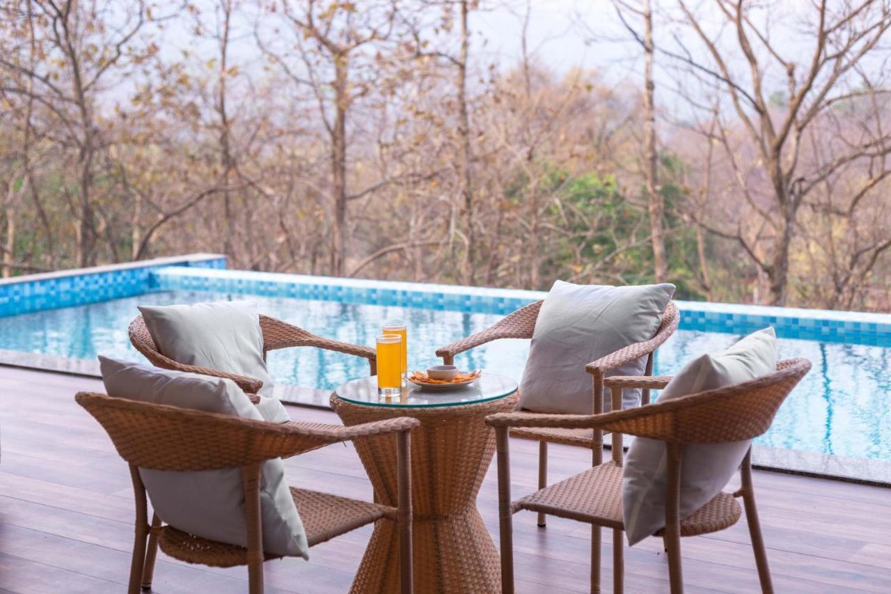 Eden Glade - Khopoli - Mountain-View Villa With Private Pool, Spacious Decks & Indoor Activities Экстерьер фото